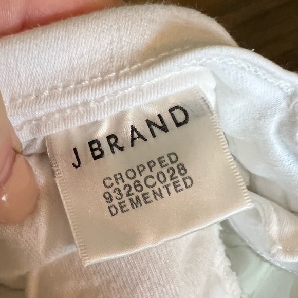 J BRAND Cropped Skinny Demented White Jeans - Picture 7 of 8